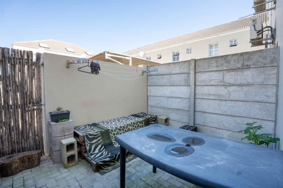 2 Bedroom Property for Sale in Paarl Western Cape